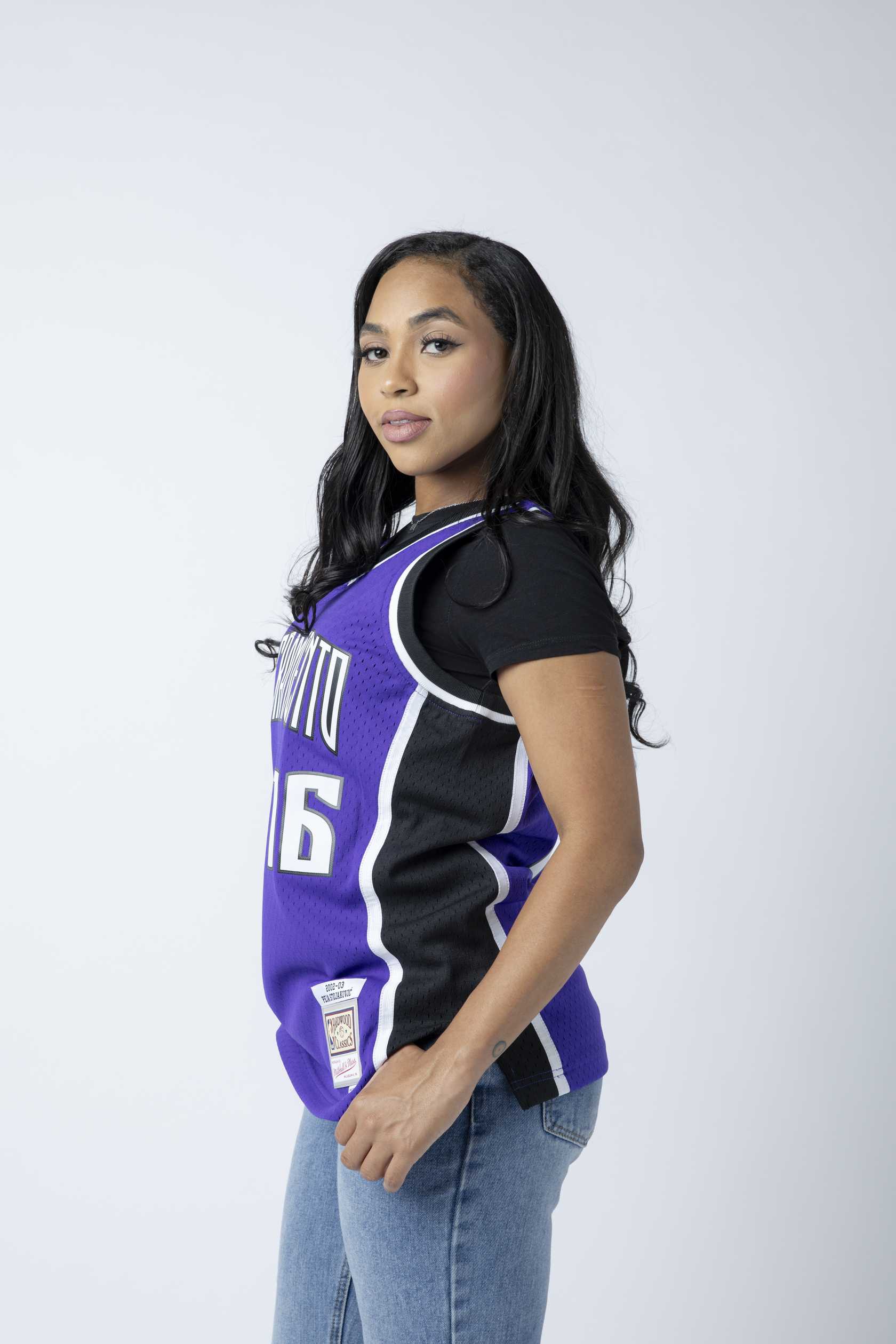 2002-03 Peja Stojakovic Hardwood Classic Road Jersey