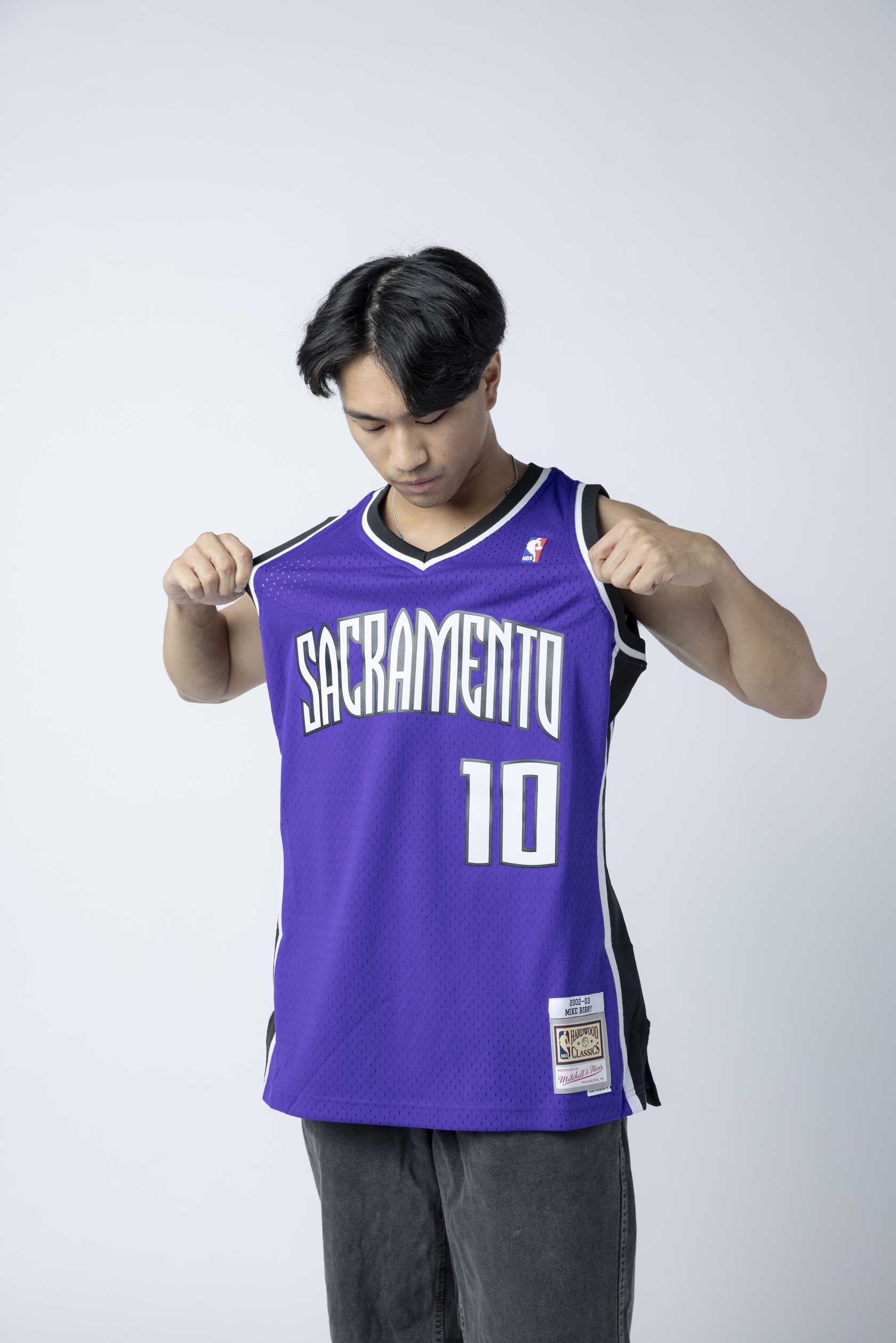 2002-03 Mike Bibby Hardwood Classic Road Jersey