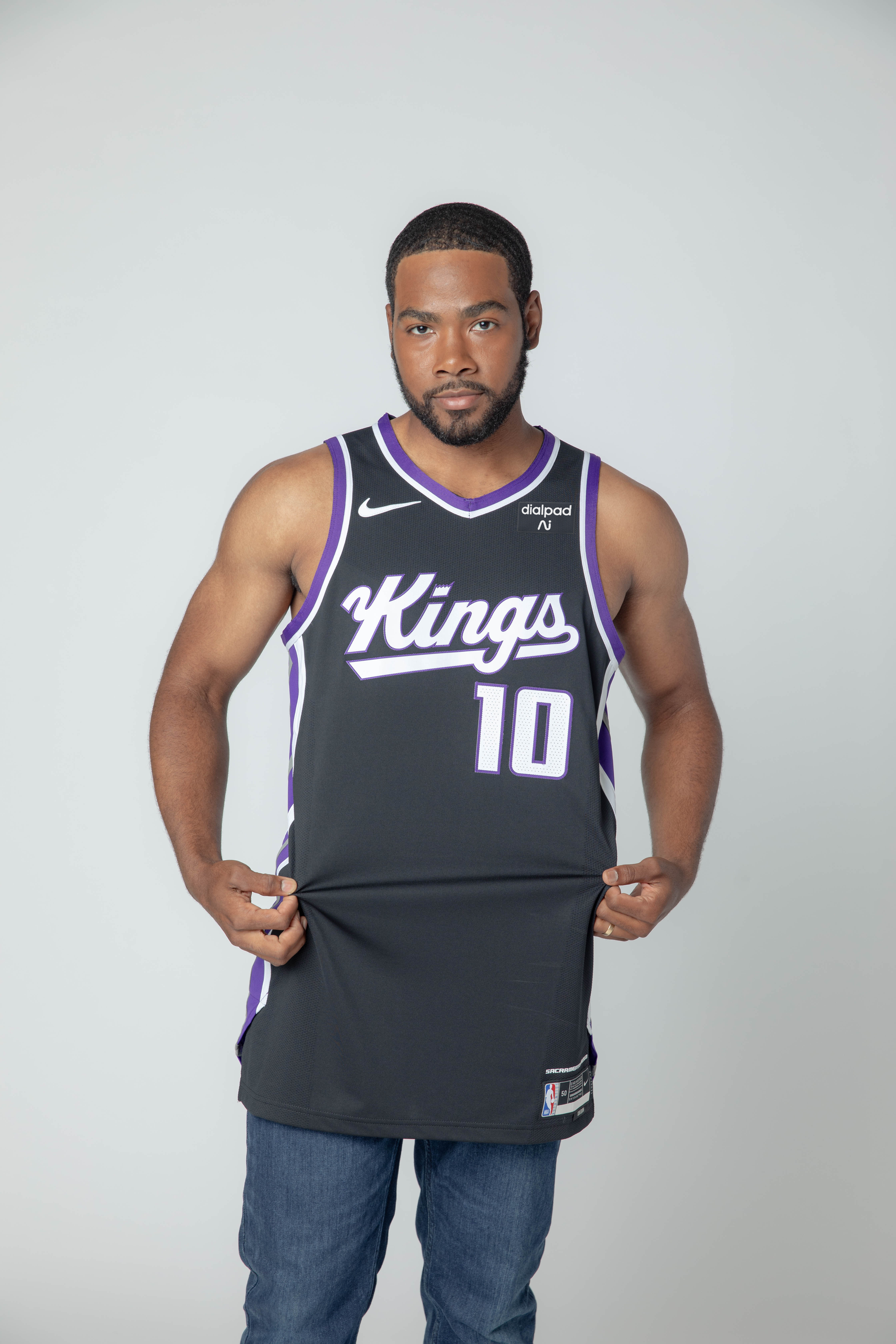 🔥New threads inspired by the all new 2023-24 Kings Uniforms