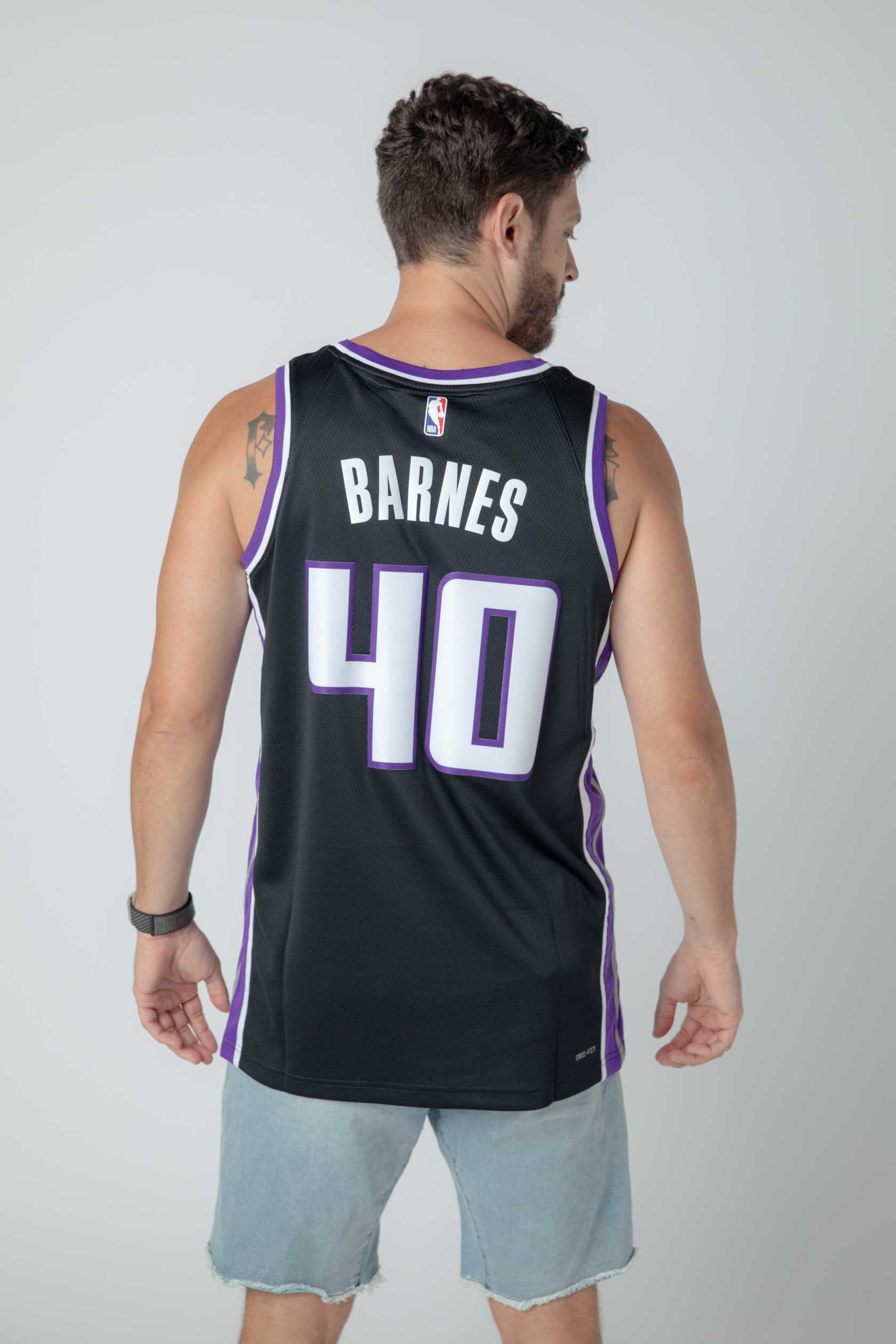 Basketball Jersey Fits: What NBA Jersey Size To Buy?