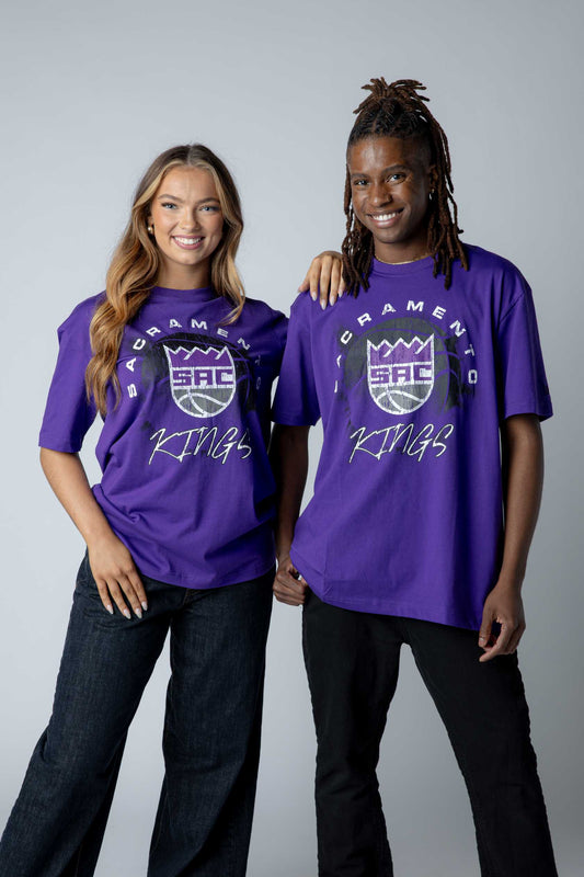 Kings Basketball Distressed Graphic Tee