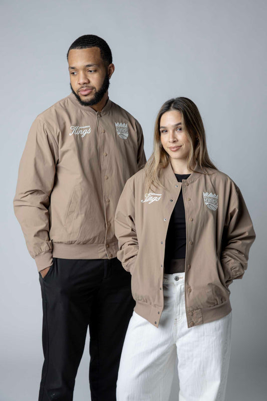 主斜纹运动夹克